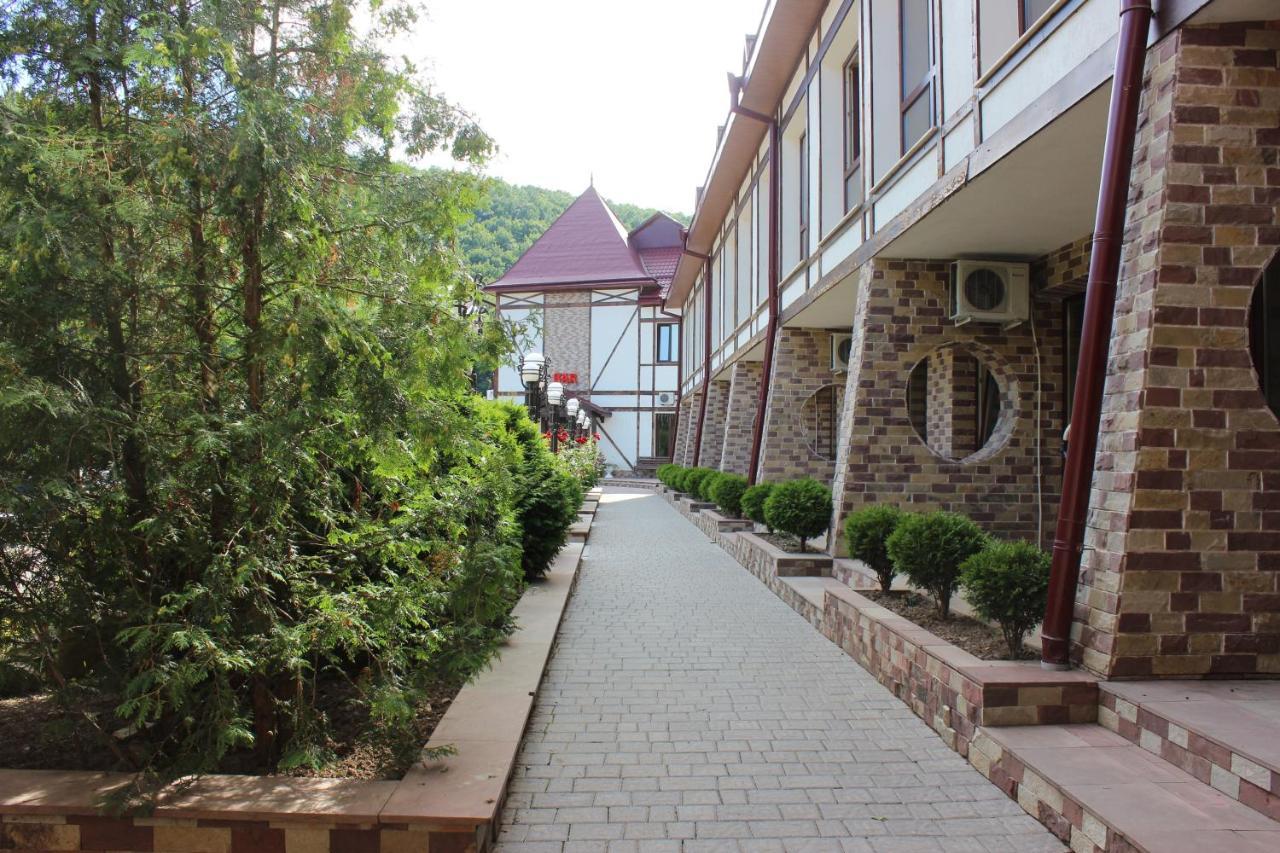 Mishyn-City Hotel Dobrovlyany Ngoại thất bức ảnh