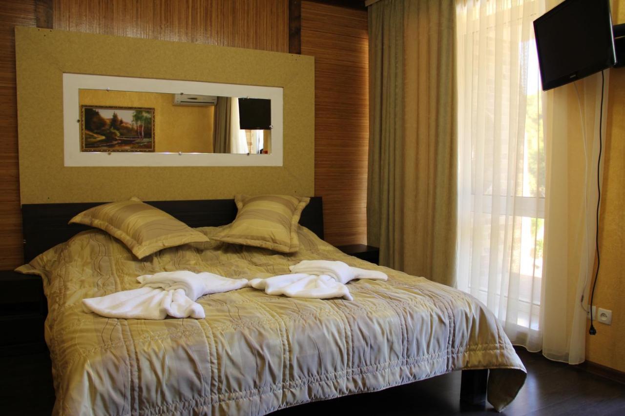 Mishyn-City Hotel Dobrovlyany Ngoại thất bức ảnh