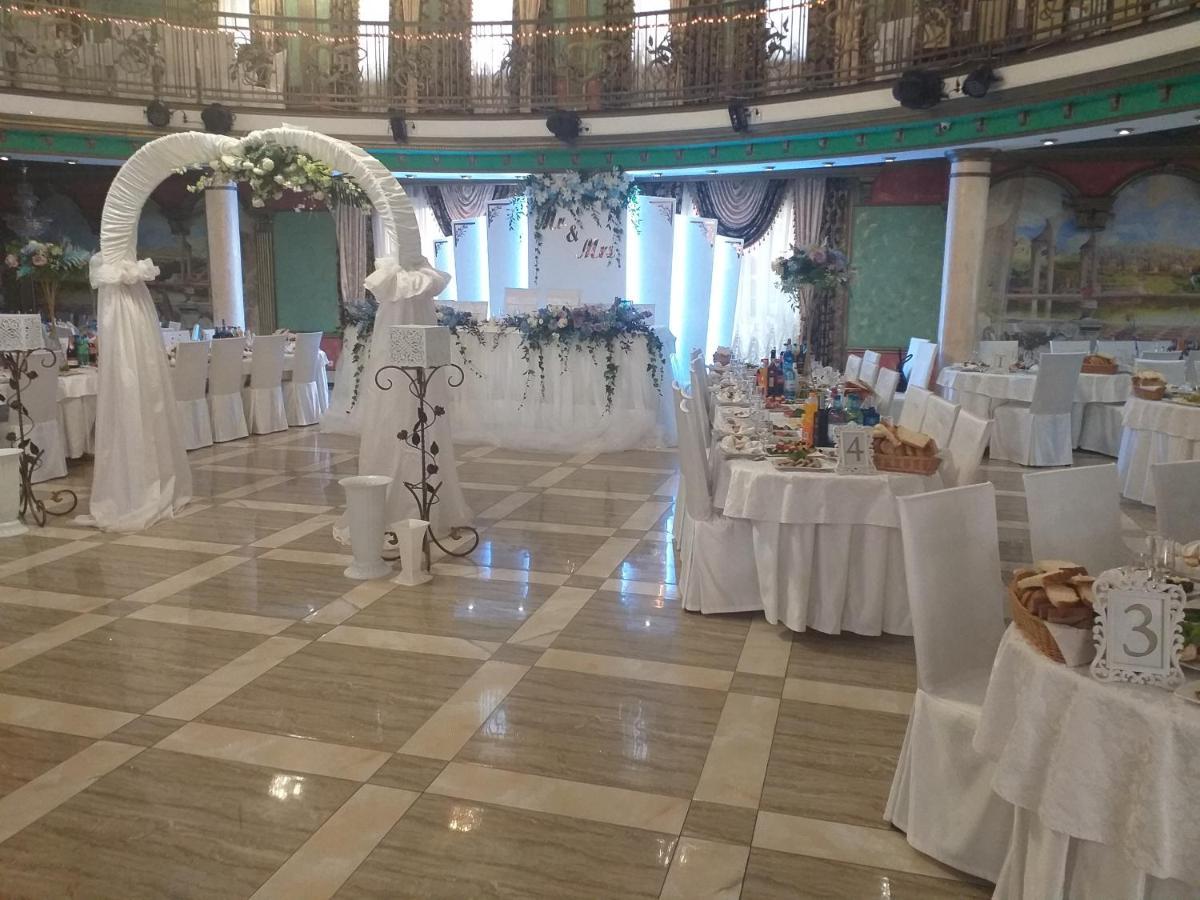 Mishyn-City Hotel Dobrovlyany Ngoại thất bức ảnh