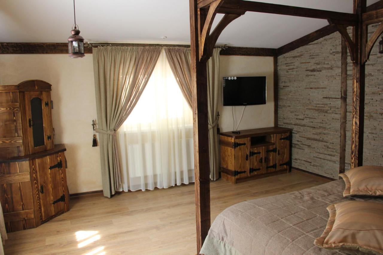 Mishyn-City Hotel Dobrovlyany Ngoại thất bức ảnh